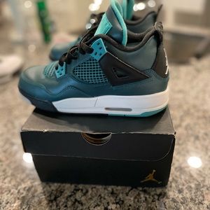 Teal Retro Jordan 4s